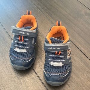 Stride Rite Toddler Tennis Shoes Size 7